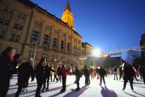 13. Stadtwerke Eisfestival vom 19.11.2011 – 15. 01. 2012! NEU: Überdachte Winterwelt bietet wetterunabhängiges Eisvergnügen!