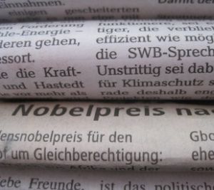 Papier: Laut Umfrage beliebter als gedacht (Foto: pixelio.de, W. Wulff)