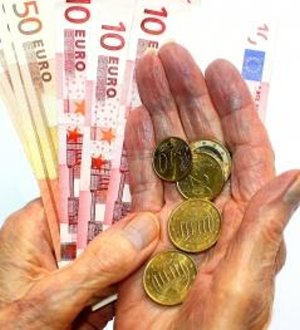 Riester-Geld: Obwohl viele investieren, unklare Rendite (Foto: pixelio.de, rike)