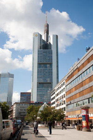 Zentrale: Commerzbank im Geldwäsche-Strudel (Foto: Julia Schwager/Commerzbank)
