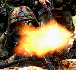 Gefecht: Games sollen Kriegsgerät verbessern (Foto: FlickrCC/expertinfantry)