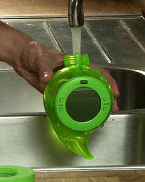 Bedol: Wecker läuft mit Wasser – Chronometer-Gadget hält mit einer Füllung sechs Monate durch