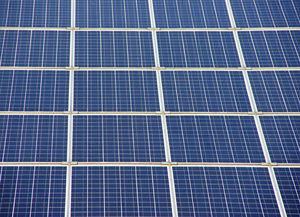 Zellen: Chinesen greifen deutsche Solarbranche an (Foto: pixelio.de/s.media)