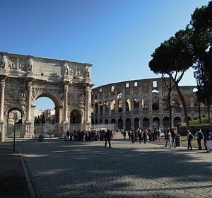 Rom: Italien blickt schweren Zeiten entgegen (Foto: pixelio.de/L. Pfefferkorn)