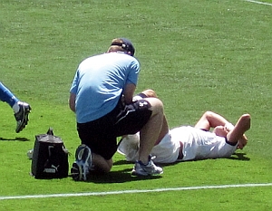 Teamarzt: Schmerzmittel immer öfter schon vor dem Spiel (Foto: Flickr/Apasciuto)