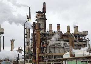 Raffinerie: 10 Prozent der Anlagenteile ungedämmt (Foto: Flickr/Libelul)