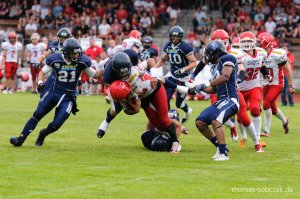 American-Football-Luebeck-16-Cougars-Blue-Devils