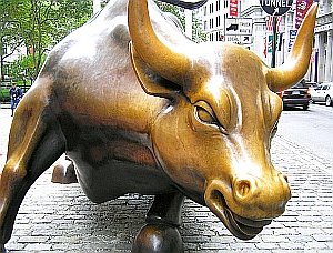 Wall-Street-Bulle: Hormone gefährlich für Weltwirtschaft (Foto: Flickr/Herval)
