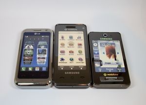 Handys: Weltweiter Boom hält an (Foto: pixelio.de/Wanetschka)