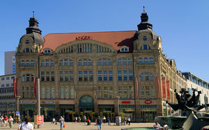 Hertie: Investoren sorgen für Comeback (Foto: pixelio.de, Karl-Heinz Laube)