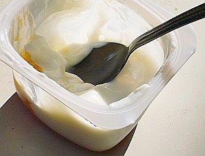 Joghurt: Hungerbändiger in Pulverform geplant (Foto: Flickr/Hall)