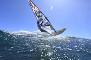 Stefan Raab empfängt Windsurf-Weltmeister Philip Köster Waverider kann Titel vorzeitig verteidigen