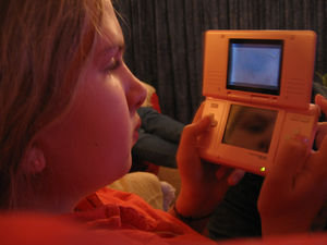 Computerspielerin: jeder dritte Deutsche ist Gamer (Foto: flickr.com/hanss)