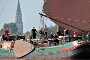 3. Kieler Traditionssegler-Regatta 2012 mit maritimen Dorf – Open Ship, maritime Handwerkskunst, Oldtimer auf der Förde und an der Hörn