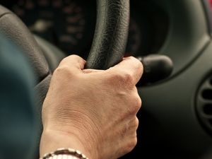 USA: Über vier Prozent nicken beim Autofahren ein – 147.000 Lenker untersucht – Schlafmangel und Schnarchen gefährlich