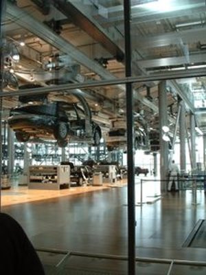 US-Autobauer revitalisieren eigene Standorte – Zusätzliches Personal eingestellt – Geringer Stundenlohn als Problem