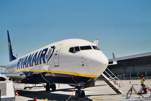 Boeing-Maschine: Ryanair geht Einkaufen (Foto: wikipedia.de/Schummchen)