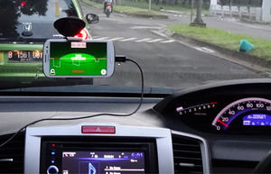 Grün auf dem Smartphone: zeigt, dass das Fahrverhalten passt (Foto: honda.com)