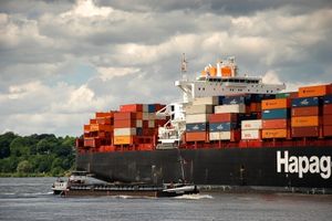 Container: USA verringern Minus beim Außenhandel (Foto: pixelio.de/B. Sternzl)