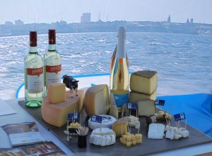 „Käse trifft Wein“ – das Event für Genießer am Kieler Bootshafen vom 19. – 21. Juli 2013