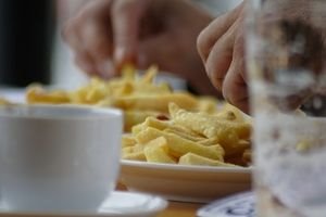 Forscher entschlüsseln Hungergefühl – Fettleibige Menschen sind gegen Leptin resistent