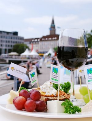 „Käse trifft Wein“ – das Jubiläumsevent für Genießer am Kieler Bootshafen vom 19. – 21. Juli 2013