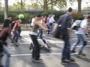 Sturz: Gehirnerschütterung gefährlicher als gedacht (Foto: pixelio.de/Heineman)