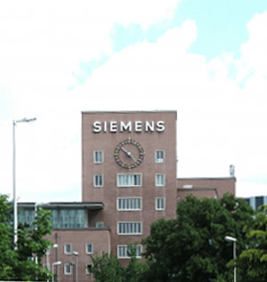 Siemens-Gebäude: Unternehmen muss Strafe zahlen (Foto: pixelio.de, Hartmut910)