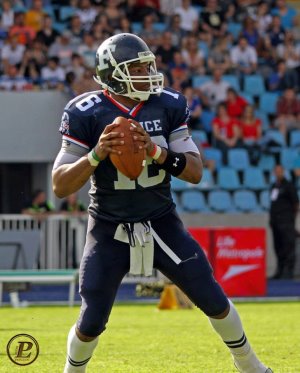 Cougars holen Nationalmannschafts-Quarterback