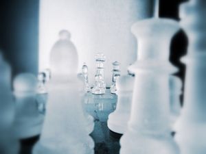 Informatiker warnt vor intelligenten Schachrobotern – Bei autonomen Systemen droht ungewollt gefährliches Verhalten