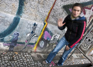 Die Stadt neu zu entdecken - Bilder, Graffiti und Objekte im öffentlichen Raum erkennen und wahrnehmen: Streetart-Führungen mit Caro Eickhoff in Berlin sind speziell. Grundvoraussetzungen sind Offenheit und Toleranz