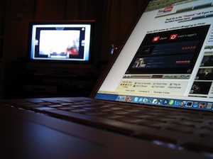 Im Aufwind: YouTube kann weiter zulegen (Foto: flickr.com/Thomas van de Weerd)