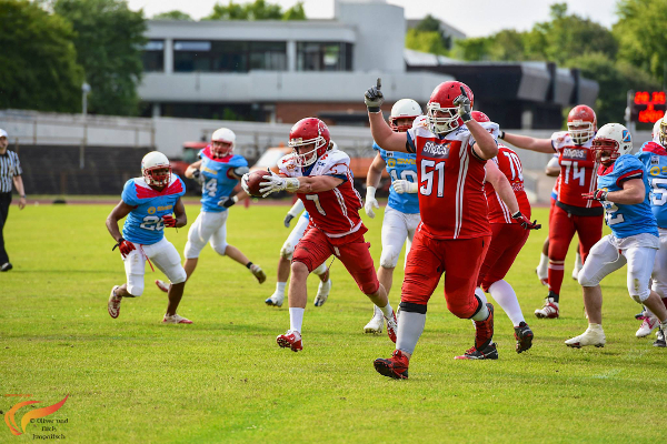 Lübeck: Mit offenem Visier: Cougars 49:42 in Bonn